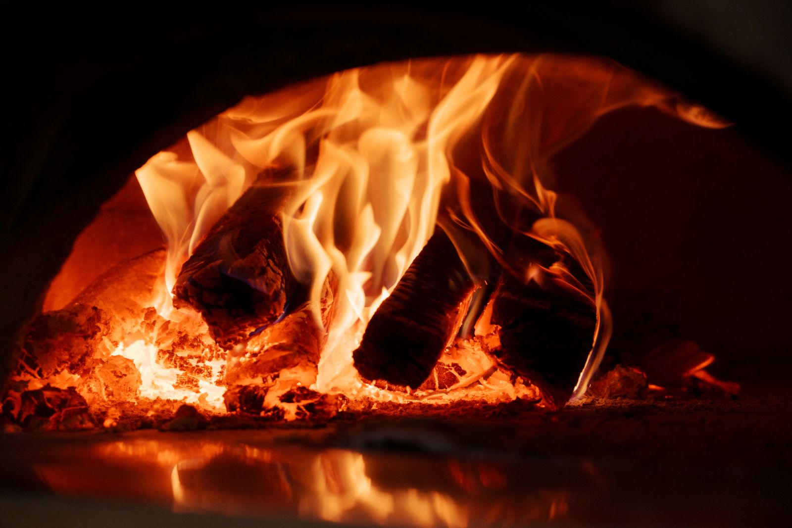 roadhouse wood-fire oven